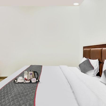 Hotel O Golden Grand Агра Екстер'єр фото