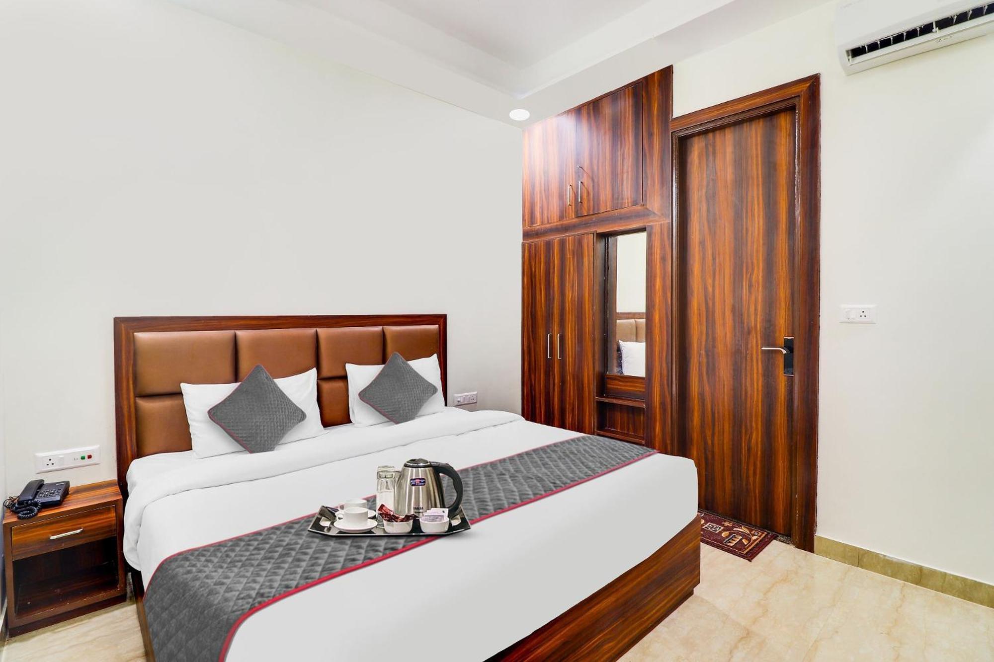 Hotel O Golden Grand Агра Екстер'єр фото